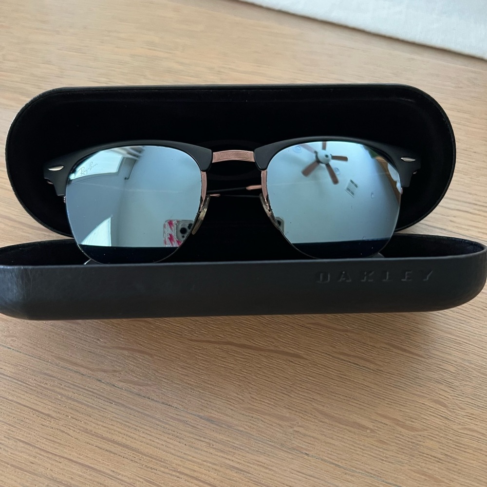 Ray-ban Clubmaster rose gold, black and blue women’s sunglasses. Like new.
